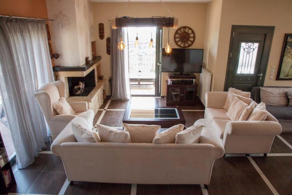Villa Tzanatos Troianata Экстерьер фото